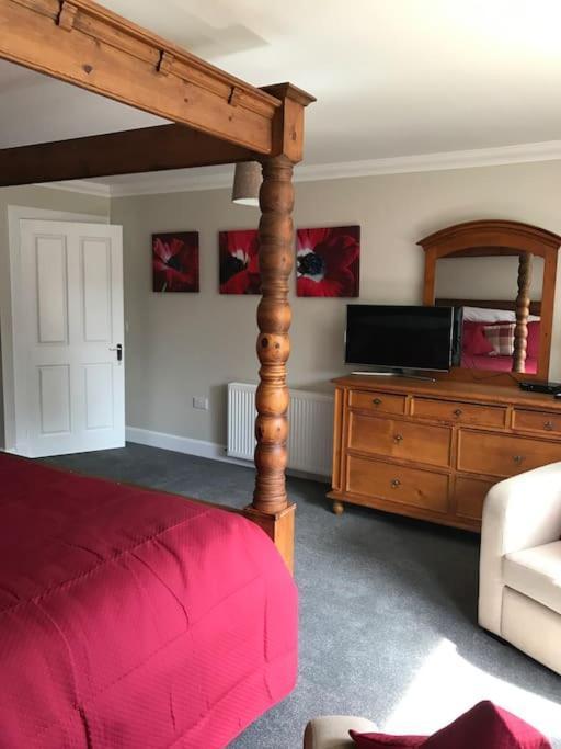 Cardon House - Luxury Highland Holiday Home インヴァネス エクステリア 写真