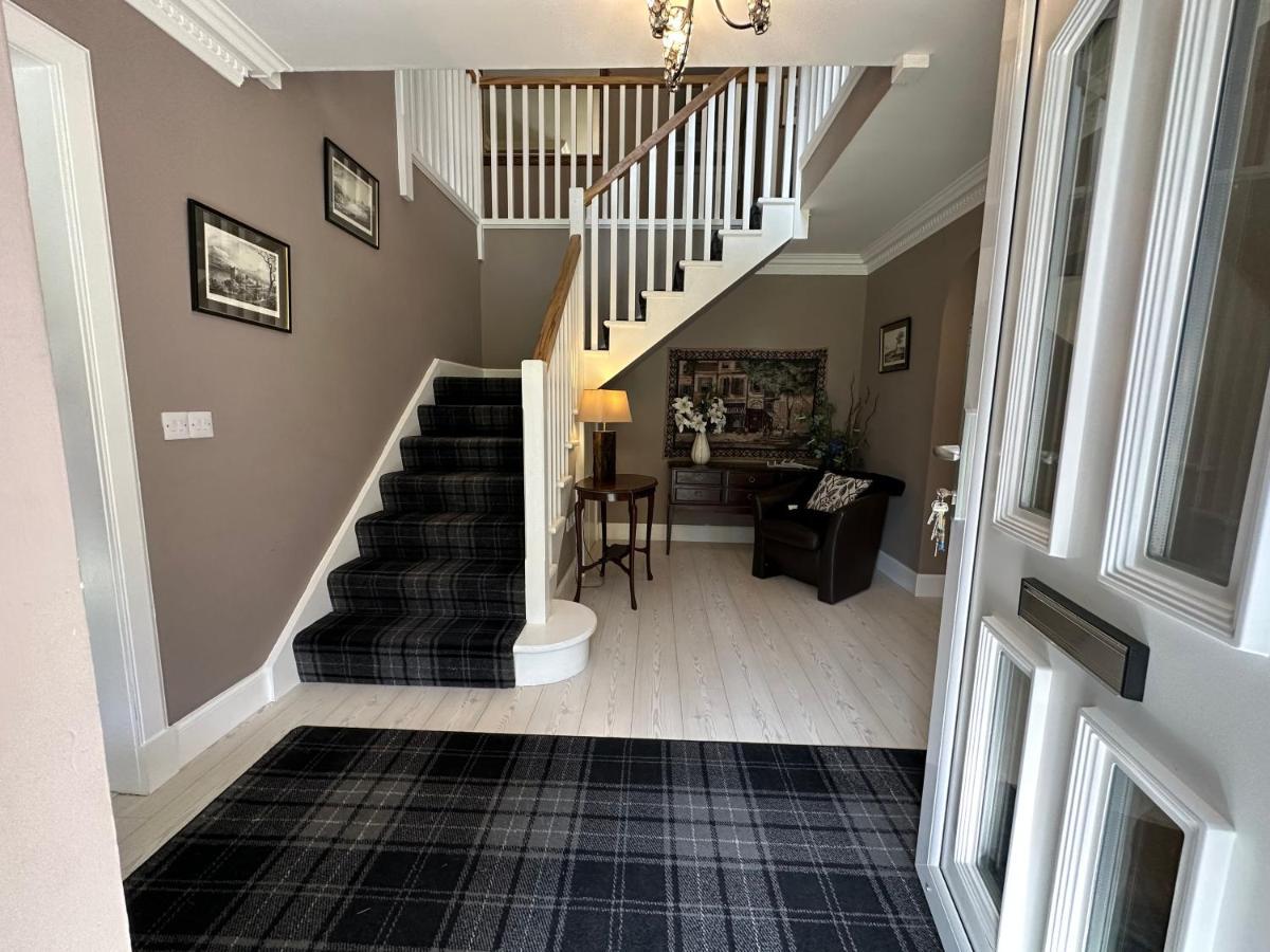 Cardon House - Luxury Highland Holiday Home インヴァネス エクステリア 写真