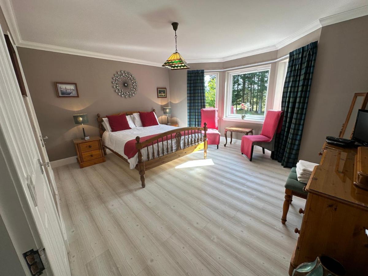 Cardon House - Luxury Highland Holiday Home インヴァネス エクステリア 写真