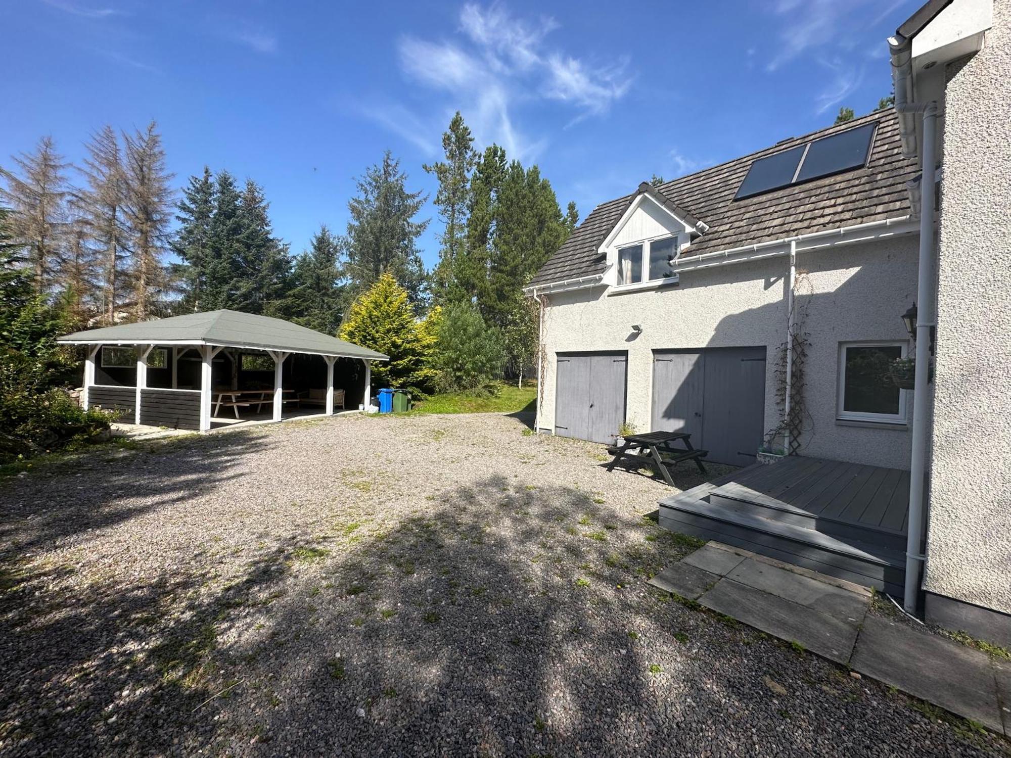 Cardon House - Luxury Highland Holiday Home インヴァネス エクステリア 写真